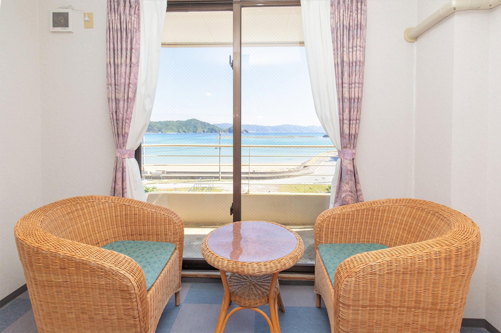 Kerama Beach Hotel Zamami Esterno foto