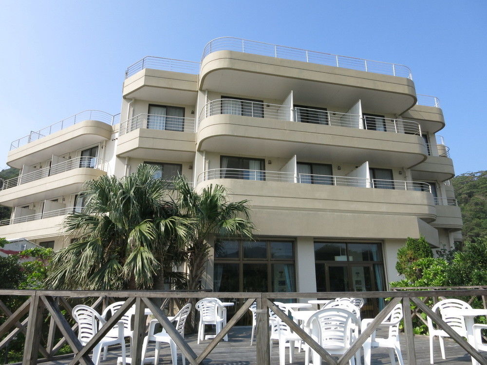 Kerama Beach Hotel Zamami Esterno foto